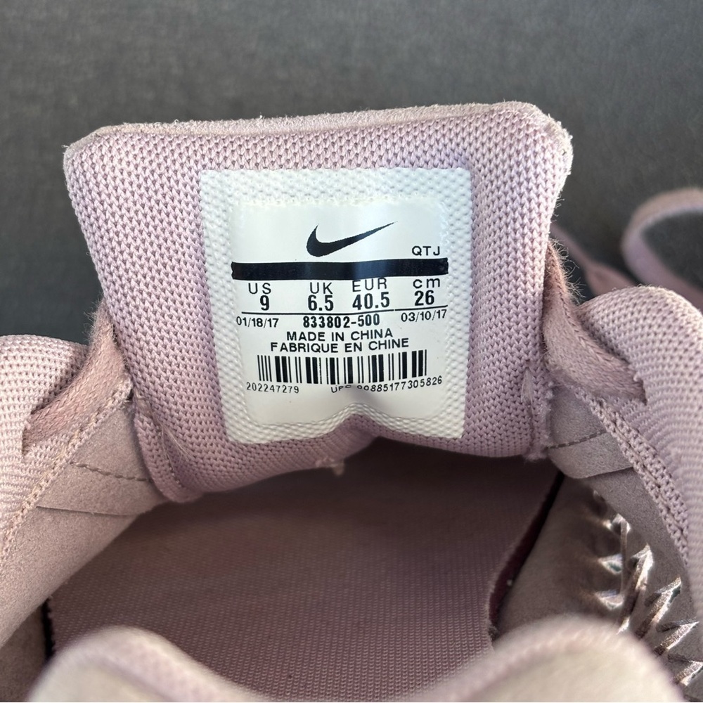 NIKE Women’s Mayfly Woven Sneaker, Plum Fog, Size 9 - Picture 11 of 12